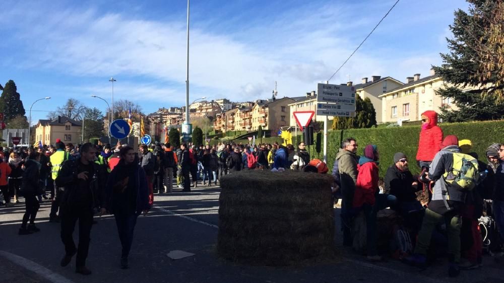 Tall a Puigcerdà de la frontera amb Andorra