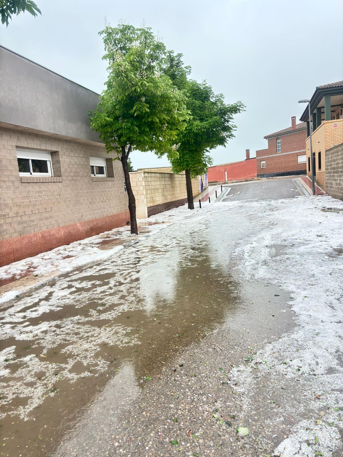 Imágenes de la granizada en Lécera y Oliete