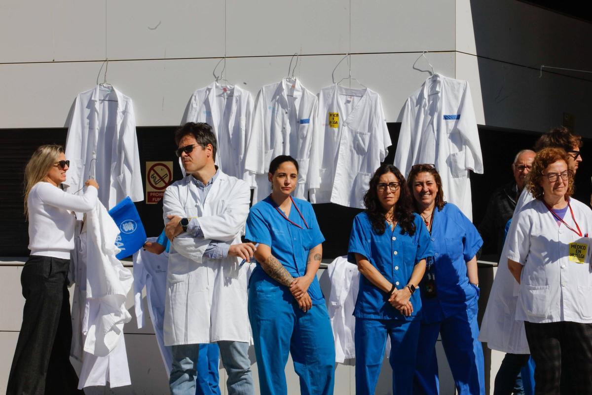 Concentración de los médicos de Ibiza y Formentera hace unas semanas.