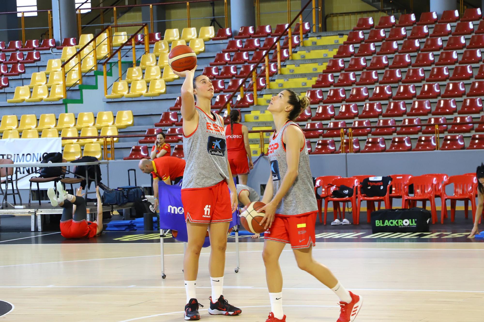 La selección española de baloncesto femenino en Córdoba