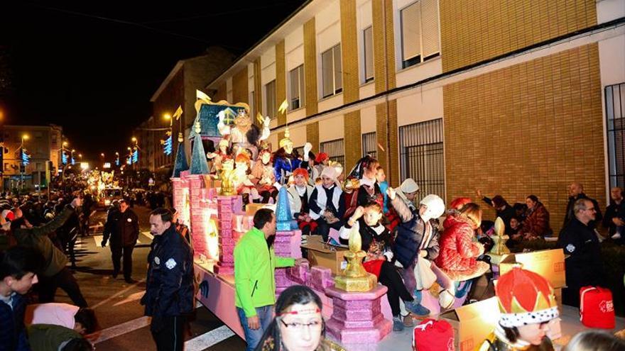 Mágico desfile en Plasencia