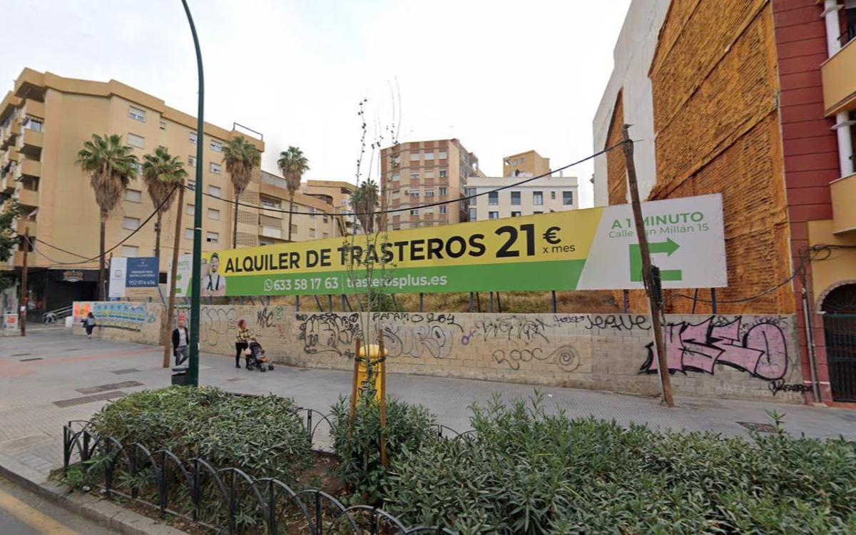 Solar en la Alameda de Capuchinos donde se construirán las viviendas.