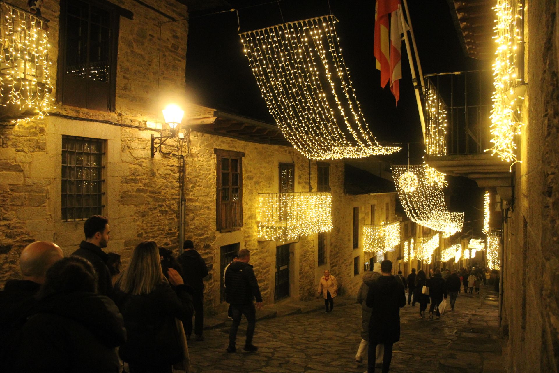 GALERÍA | Encendido del alumbrado navideño en Puebla de Sanabria