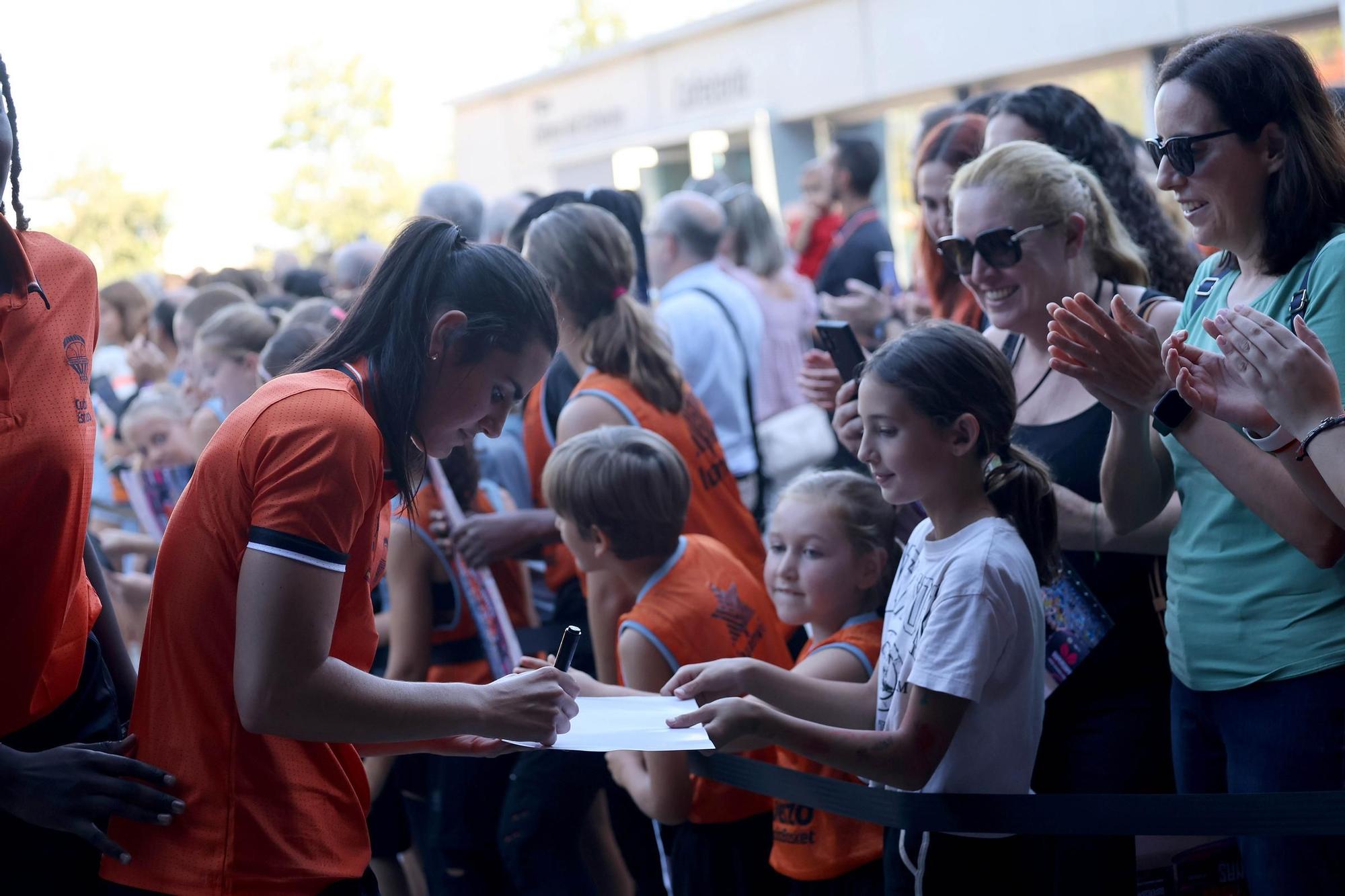 Las Supercampeonas celebran el título en Valencia