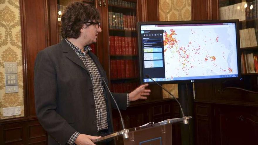 El concejal Alberto Lema, en la presentación del Mapa de Innovación de Recursos Empresariales.