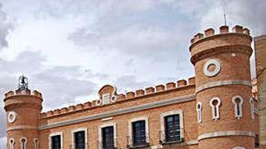 Castillo neogótico de Monte la Reina.