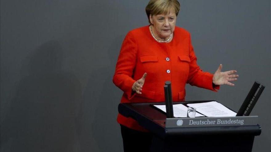 Merkel propone un Ejército europeo