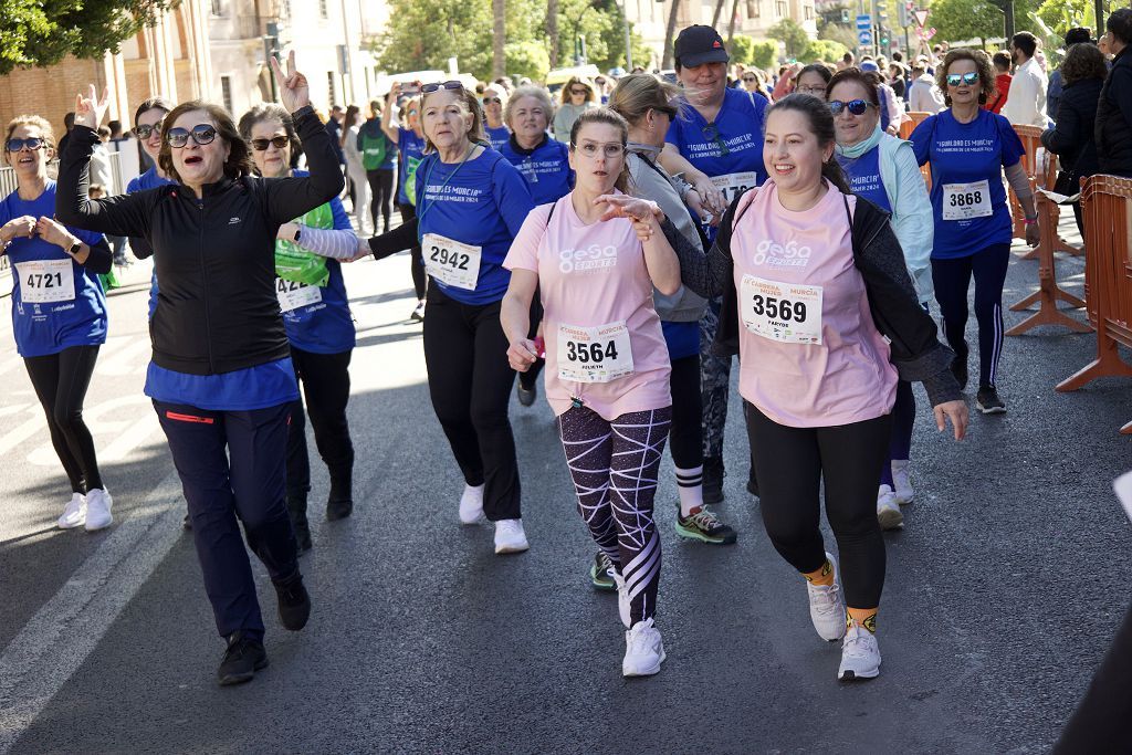 Las imágenes de la llegada a meta de la Carrera de la Mujer de Murcia 2024