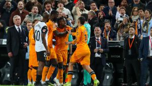 Expulsión de Vinícius en Mestalla.