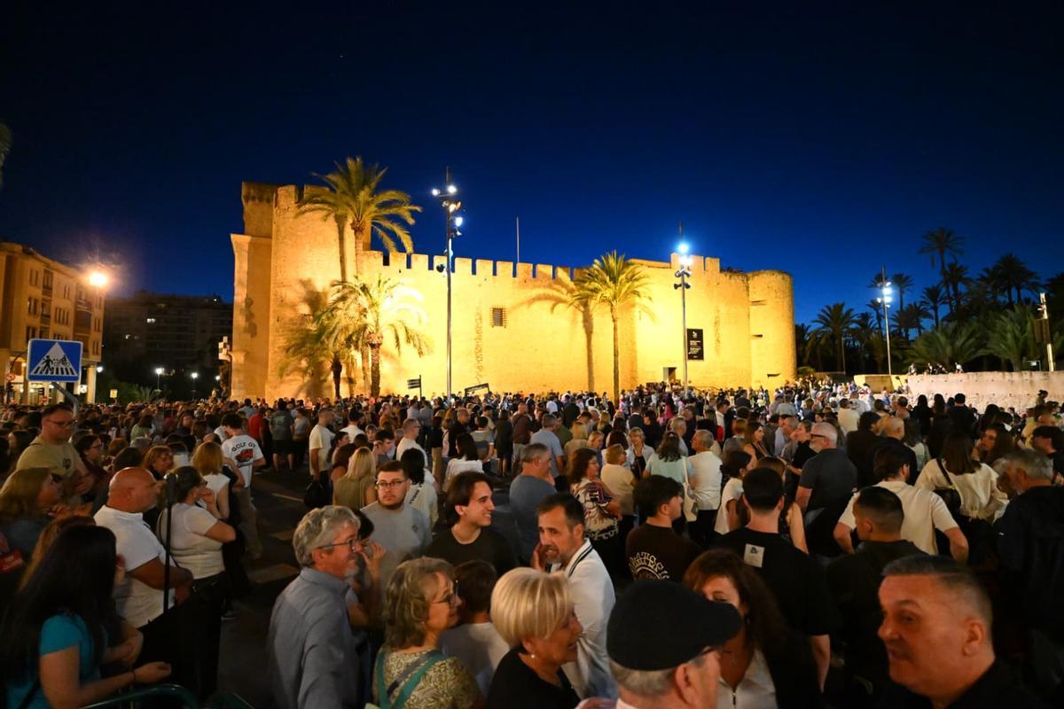 180 drones iluminan el cielo en honor al 25 aniversario Misteri d'Elx como Patrimonio de la Humanidad 180 drones iluminan el cielo en honor al 25 aniversario Misteri d'Elx como Patrimonio de la Humanidad