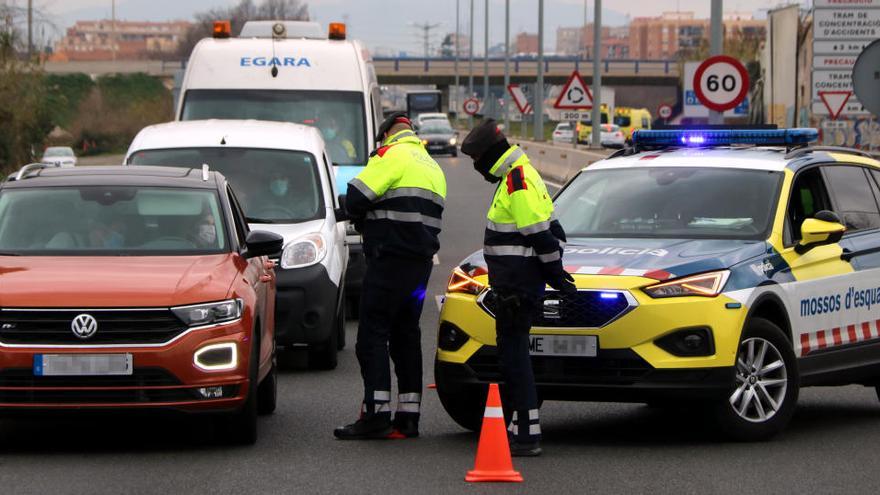 Un control policial dels Mossos d&#039;Esquadra