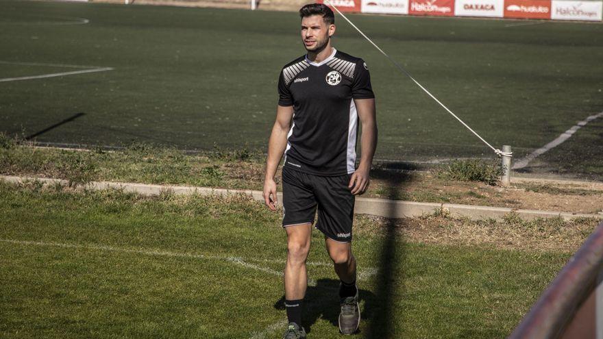 Asiel Mateo, futbolista extremeño del Zamora, rival del Badajoz en semifinales.