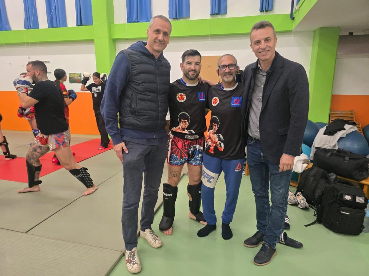 Seminario de kickboxing del octacampeón mundial de artes marciales, Abraham 'el Demonio' Roqueñi