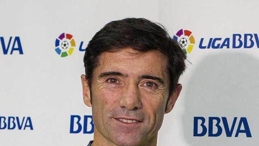 Marcelino, con su premio.