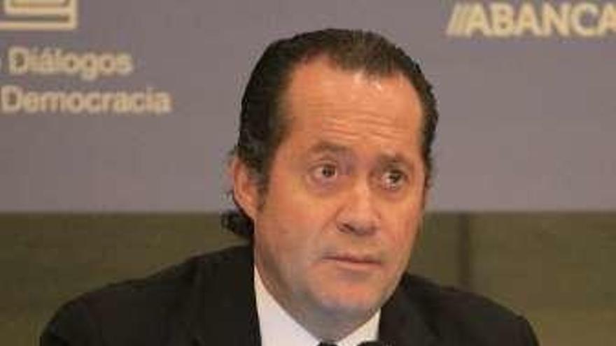 Juan Carlos Escotet.