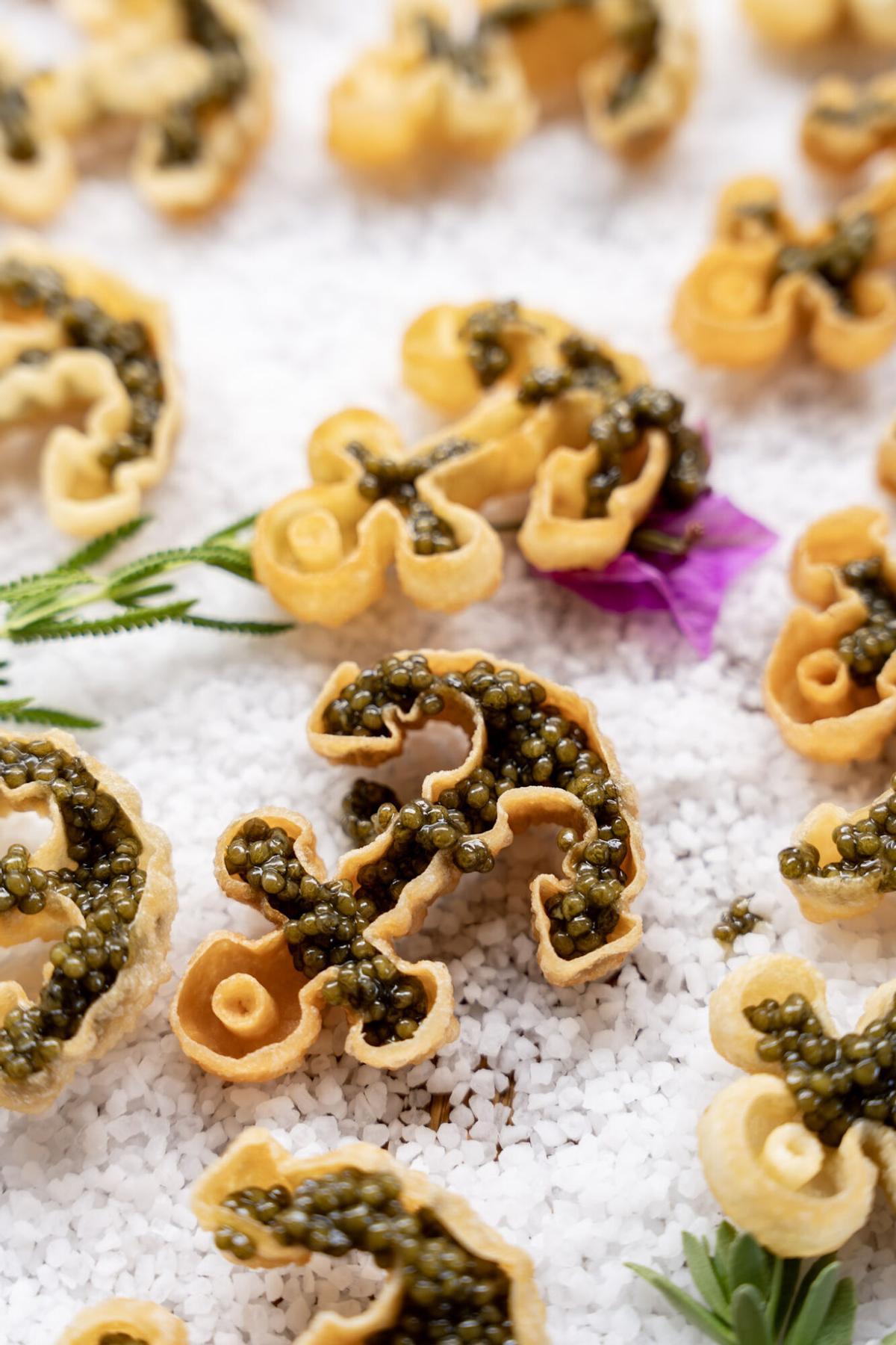 Los chefs Santi Taura y Javier Hoebeeck han elaborado el menú de Tramuntana Express, una cena de lujo organizada por Gastroevents Balears.