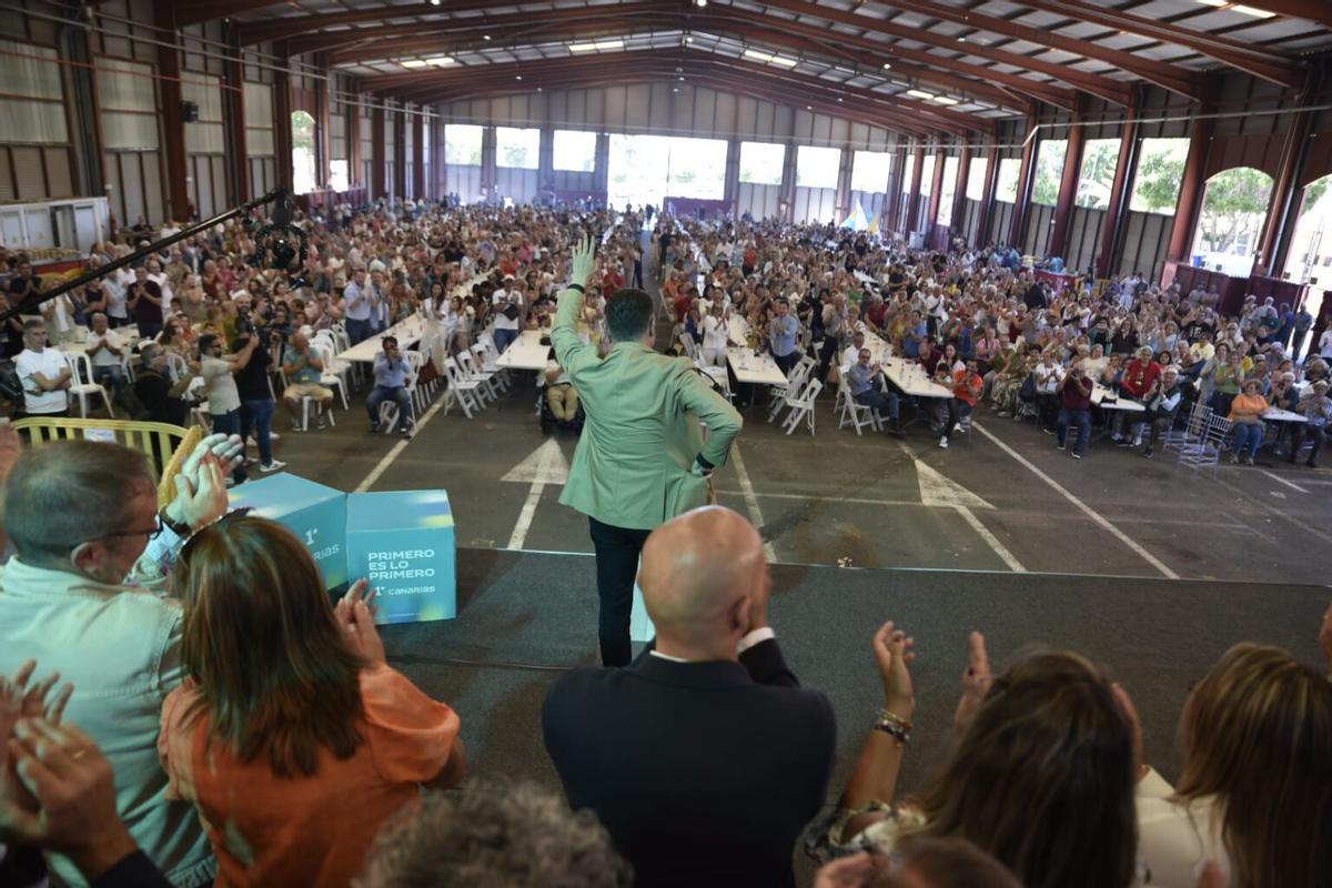 Primero Canarias reúne a 2.000 personas en su primer encuentro de militantes y simpatizantes Primero Canarias reúne a 2.000 personas en su primer encuentro de militantes y simpatizantes