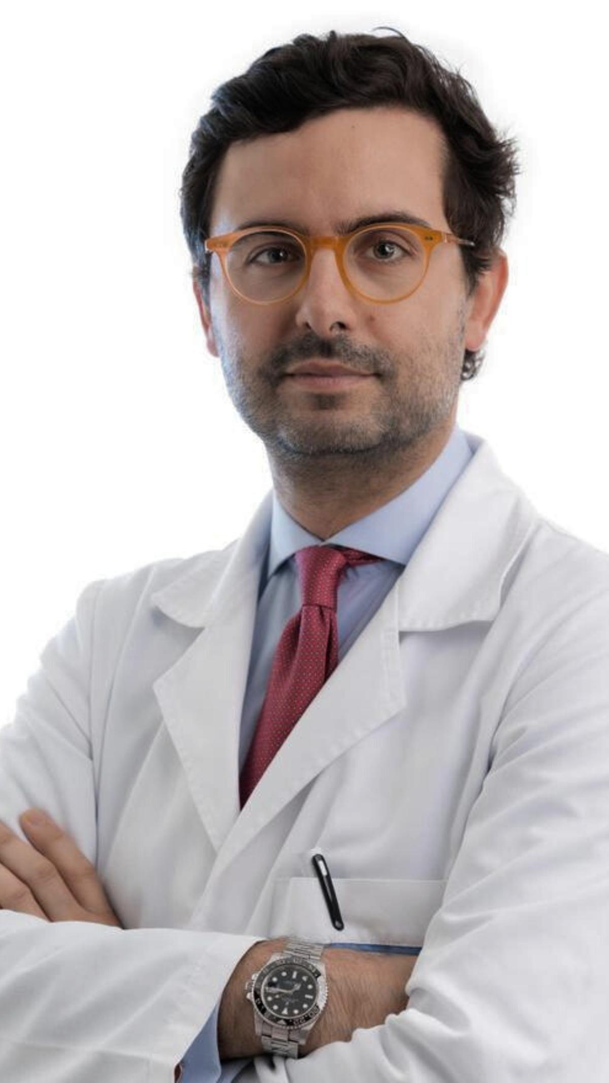 El Doctor Álvaro Villoria.