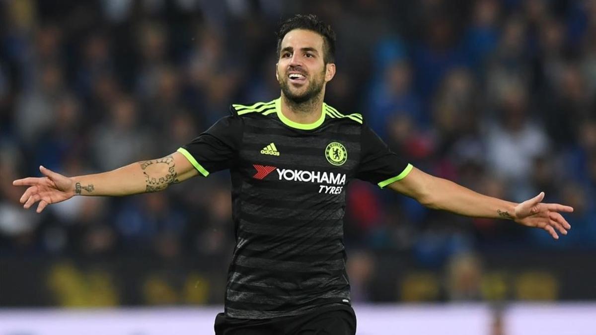 Cesc Fàbregas celebra en la prórroga el gol de la victoria contra el Leicester en la Copa de la Liga.