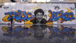 Mural homenaje a Akira Toriyama, creador de Dragon Ball, en Barcelona.