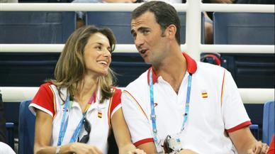 Este es el traje blanco que la reina Letizia podría llevar a la inauguración de los Juegos Olímpicos 2024 de París