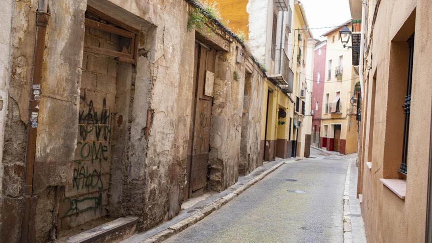 El Síndic exime a Xàtiva de reparar la filtración de agua entre dos viviendas