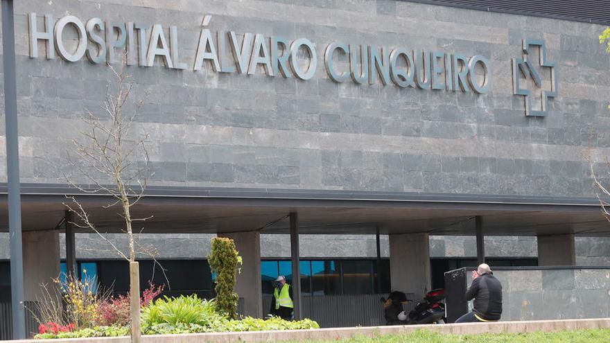 Acceso de entrada la hospital Álvaro Cunqueiro de Vigo