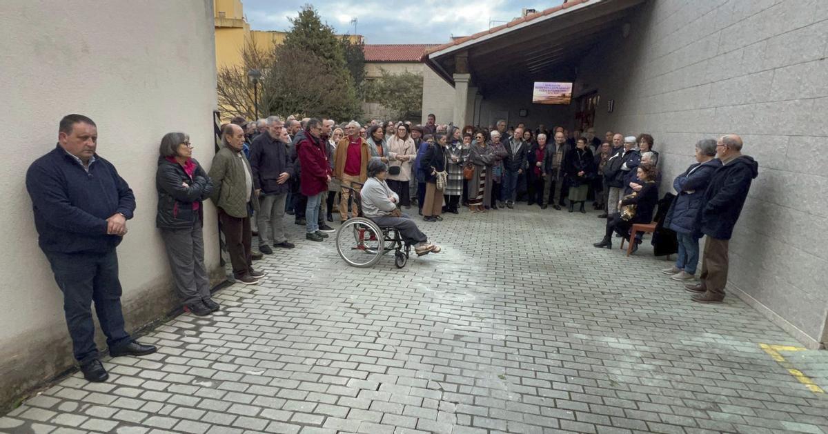 Despedida a Henrique Harguidey en el tanatorio de Cangas, en diciembre de 2024
