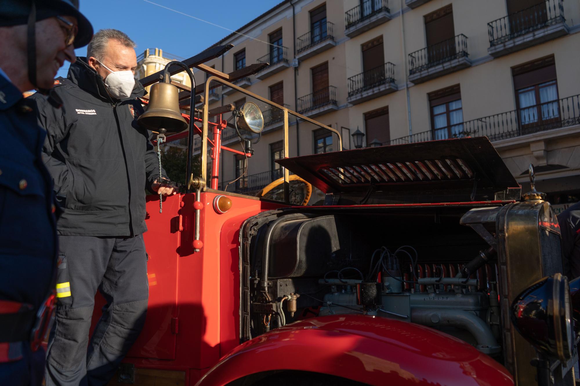 GALERÍA | Este es el camión más antiguo del parque de Bomberos de Zamora