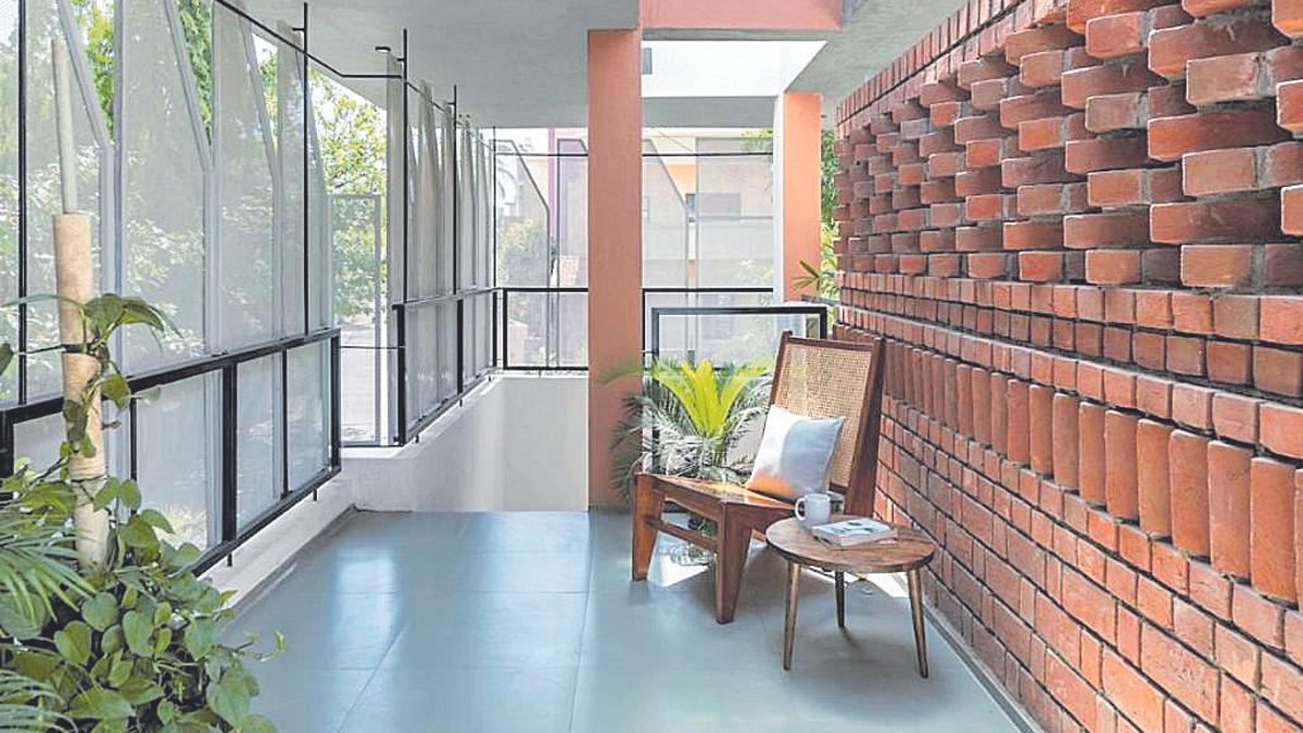 La India (Vrushaket Pawar + Architects).
