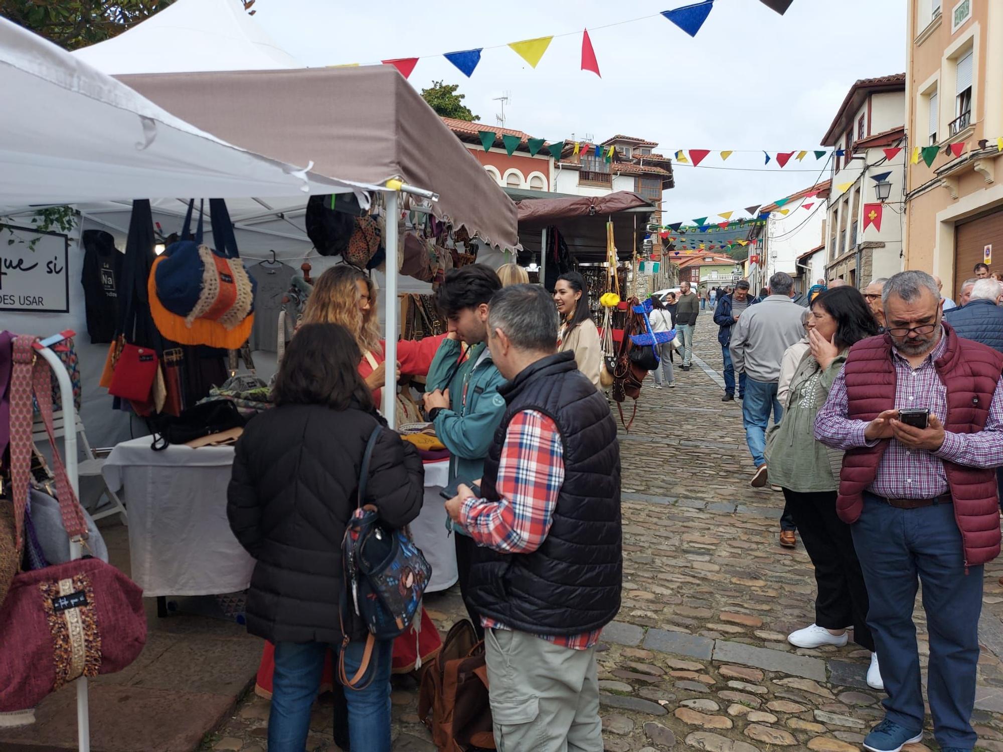 En imágenes: Domingo de lleno en la Feria Medieval de Salas