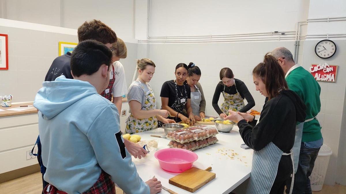 El Colegio Gloria Fuertes de Andorra recibe a alumnado de Noruega dentro del programa Erasmus+