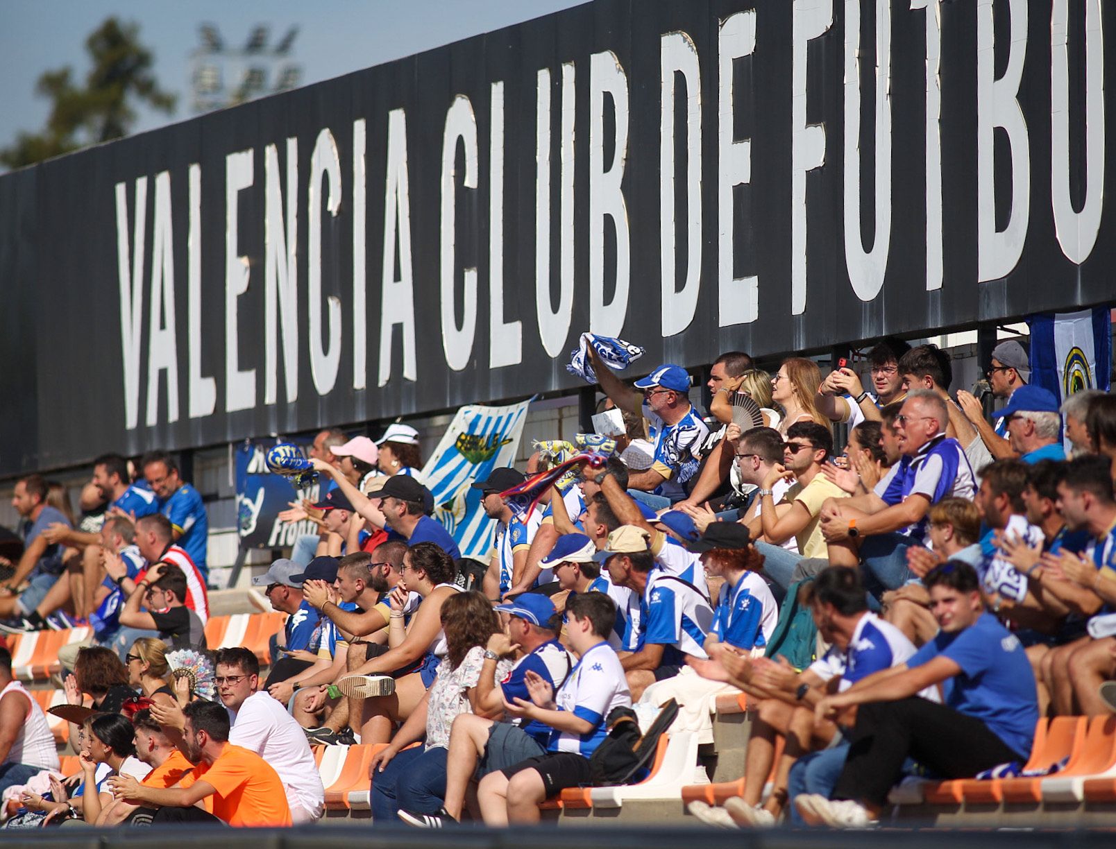 Derrota del Hércules en Paterna frente al Mestalla (3-1)