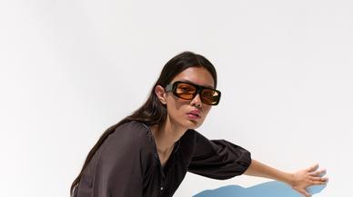 Les nouvelles robes Parfois sont prêtes à s'épuiser en un temps record: ils sont donc élégants et frais