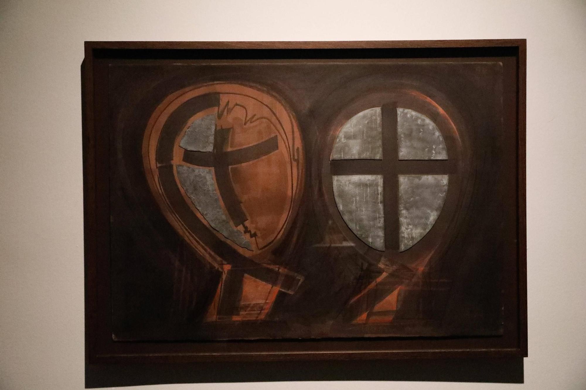 EN IMÁGENES: El Centro Niemeyer acoge una exposición sobre el vínculo entre el escultor Martín Chirino y Estados Unidos