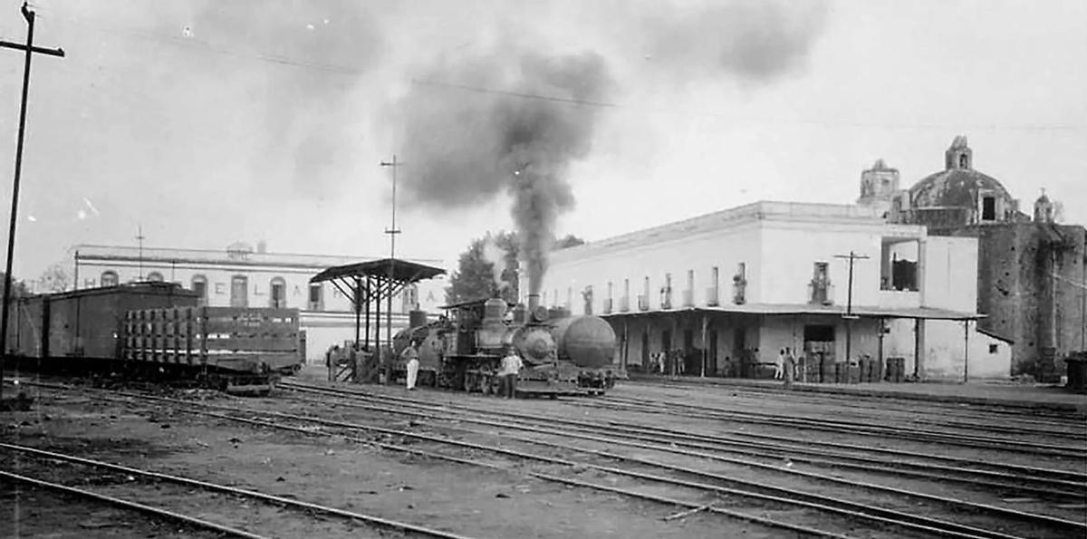 Imagen histórica de la antigua estación de Cuautla.