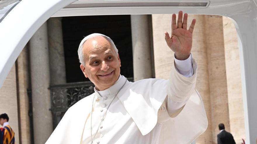 Tenerife Restaurant Launches 'Vatican Pizza' Ahead of Pope’s Visit