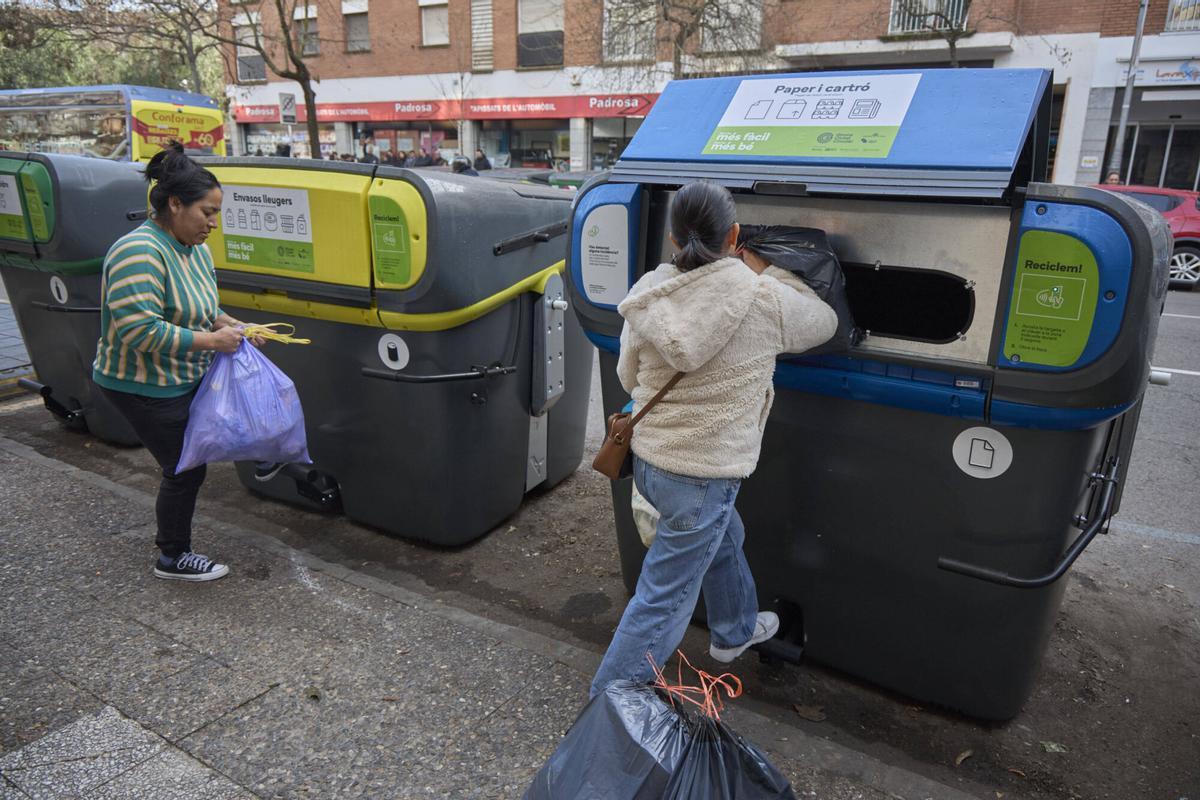 20260112 Presentació del nou model de contenidors intel·ligents i de l’inici de la instal·lació d’un contenidor per a cada fracció