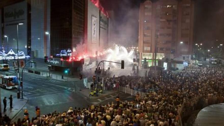 La Arribada del Foc ilumina la noche de la Plantà