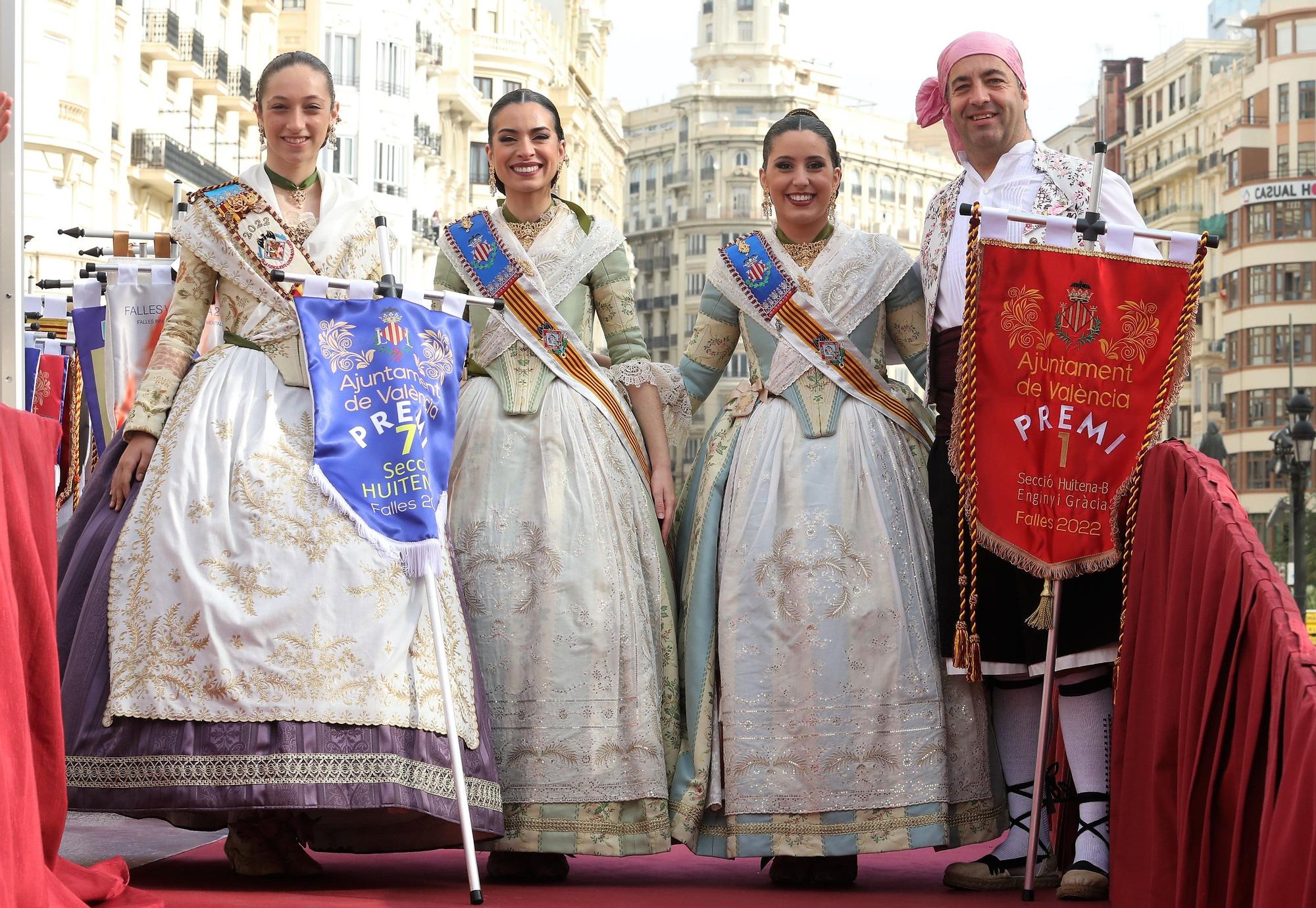 Entrega de los premios de las Fallas 2022 a las comisiones (I)