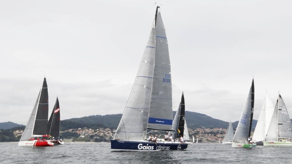 Las imágenes de la salida de la regata Rías Baixas