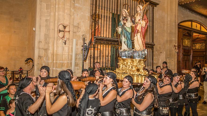 Ofrenda Floral de las Fiestas de La Reconquista y Moros y Cristianos en Orihuela 2022