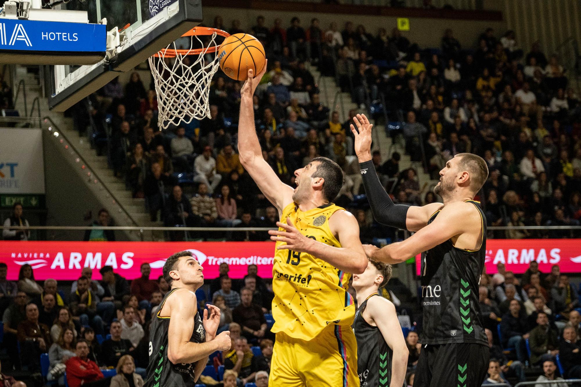 Partido Lenovo Tenerife - Bilbao Basket