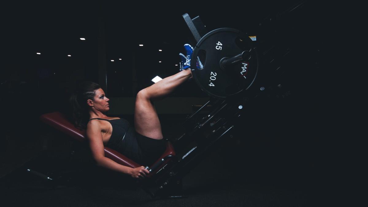 Los mejores ejercicios para unas piernas grandes en el gimnasio