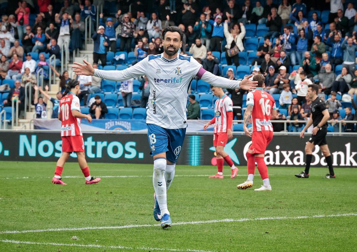 Enric Gallego, que apunta a titular en el duelo de este domingo.