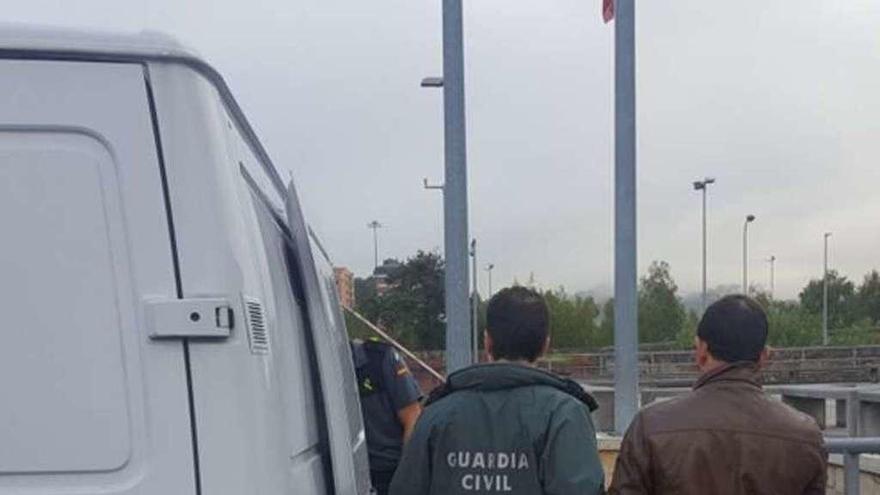 Gustavo V.C. fue llevado al juzgado por la Guardia Civil. // OPC Guardia Civil