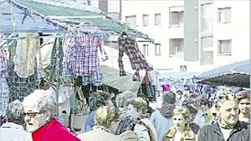 El mercat dels dimarts a Lloret de Mar, en una imatge d&#039;arxiu.