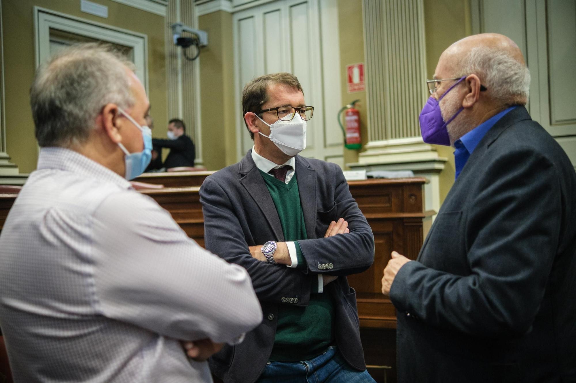 Pleno extraordinario del Parlamento de Canarias (20/01/2022)