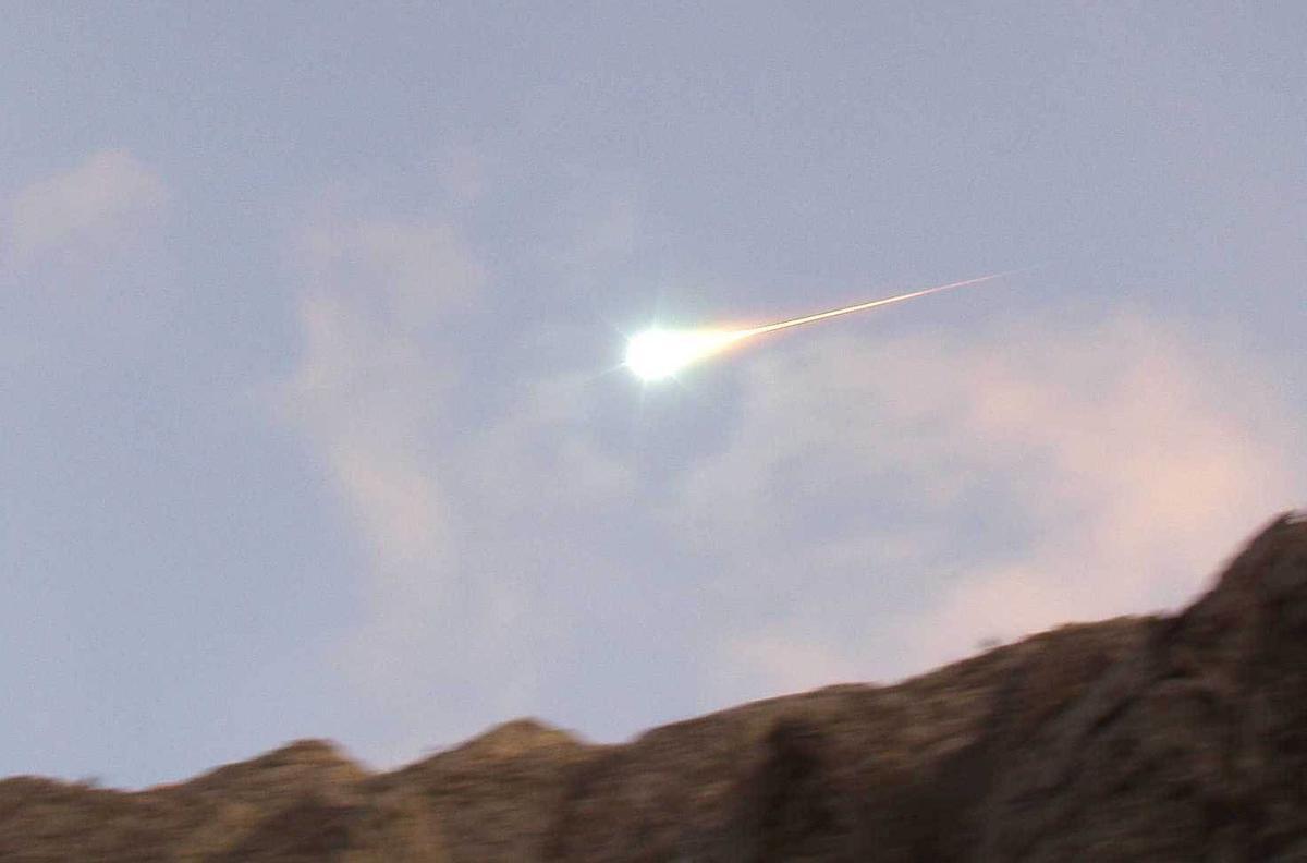 Ni un globus ni un OVNI: l’objecte que ha impactat a Texas era un meteorit