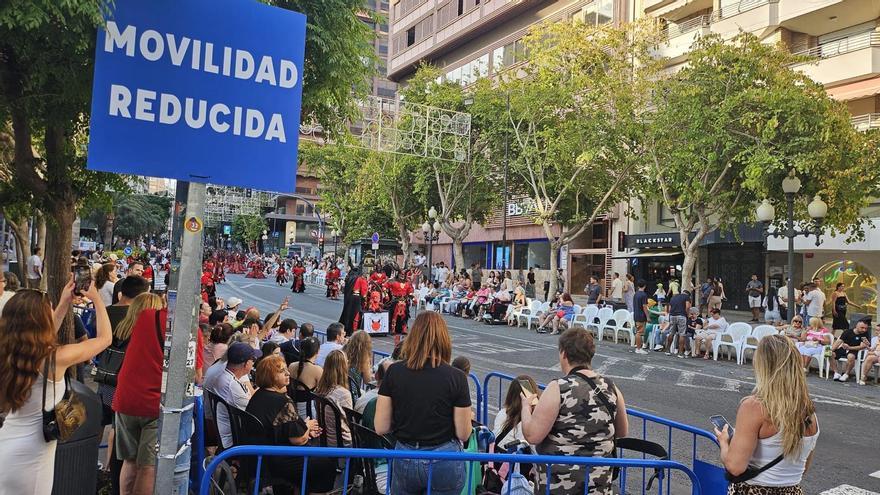 El PSOE de Alicante advierte de que Barcala sigue sin aplicar el Plan de Accesibilidad en actos festivos
